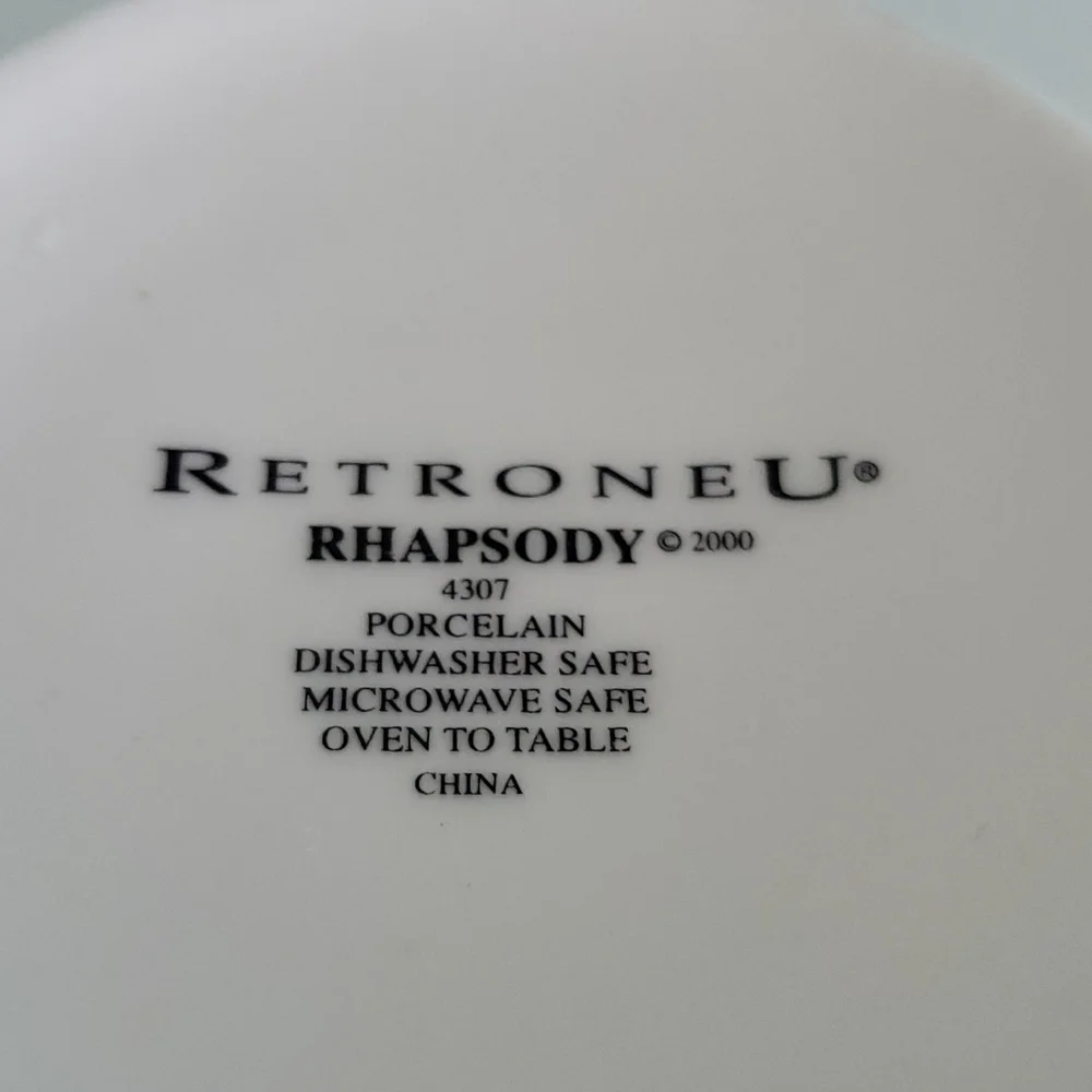 RetroneU Rhapsody Creamer - Picture 6 of 6